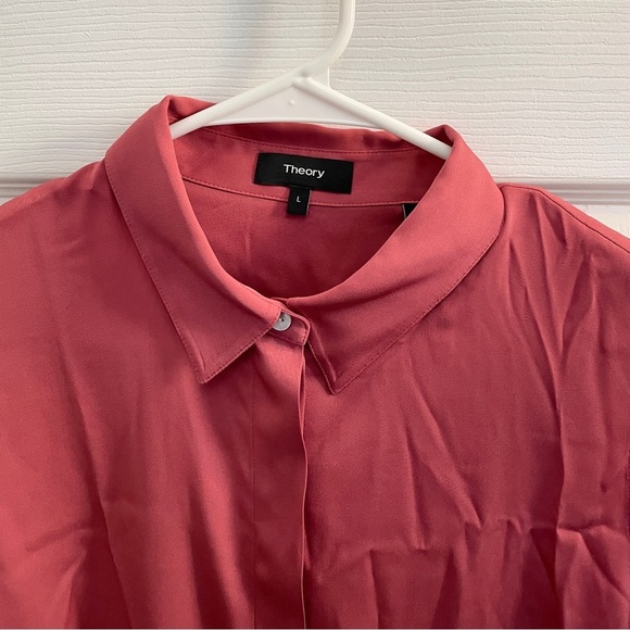 Theory I L - Picture 3 of 10